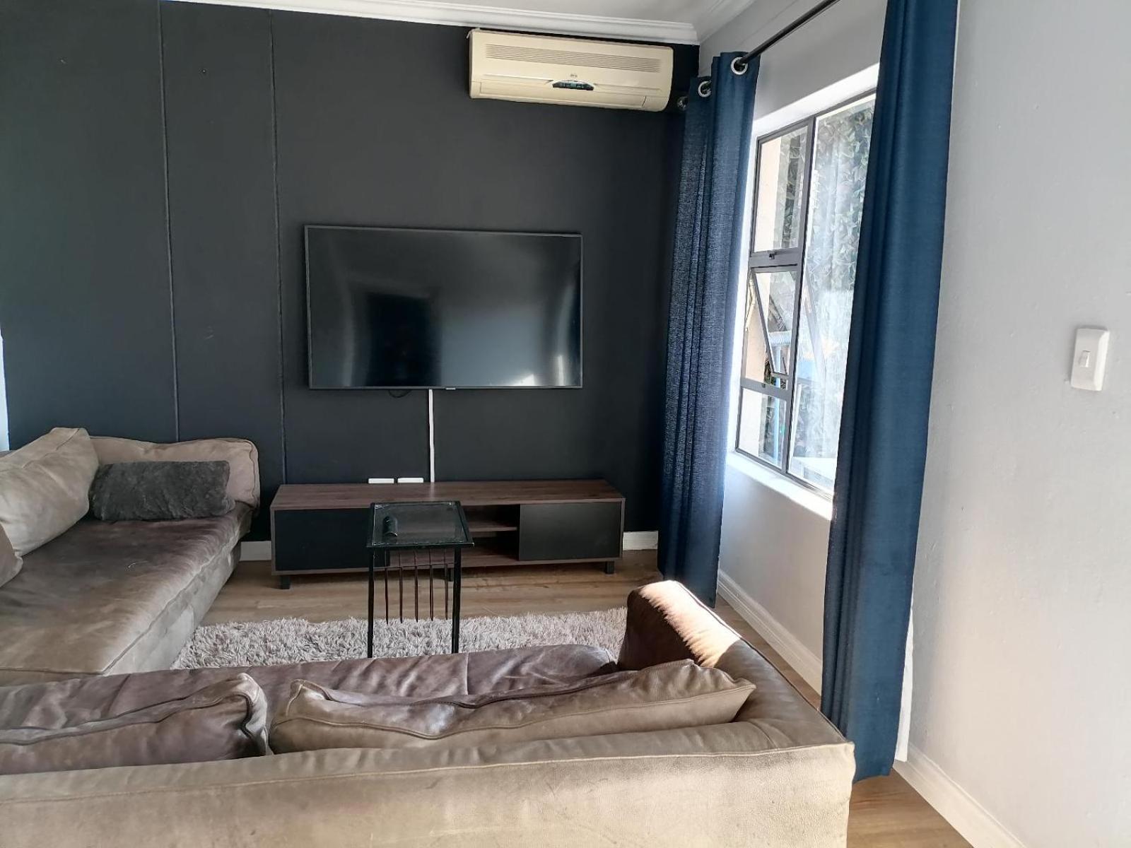 Emabheleni Executive Suites Westpoint Йоханнесбург Номер фото