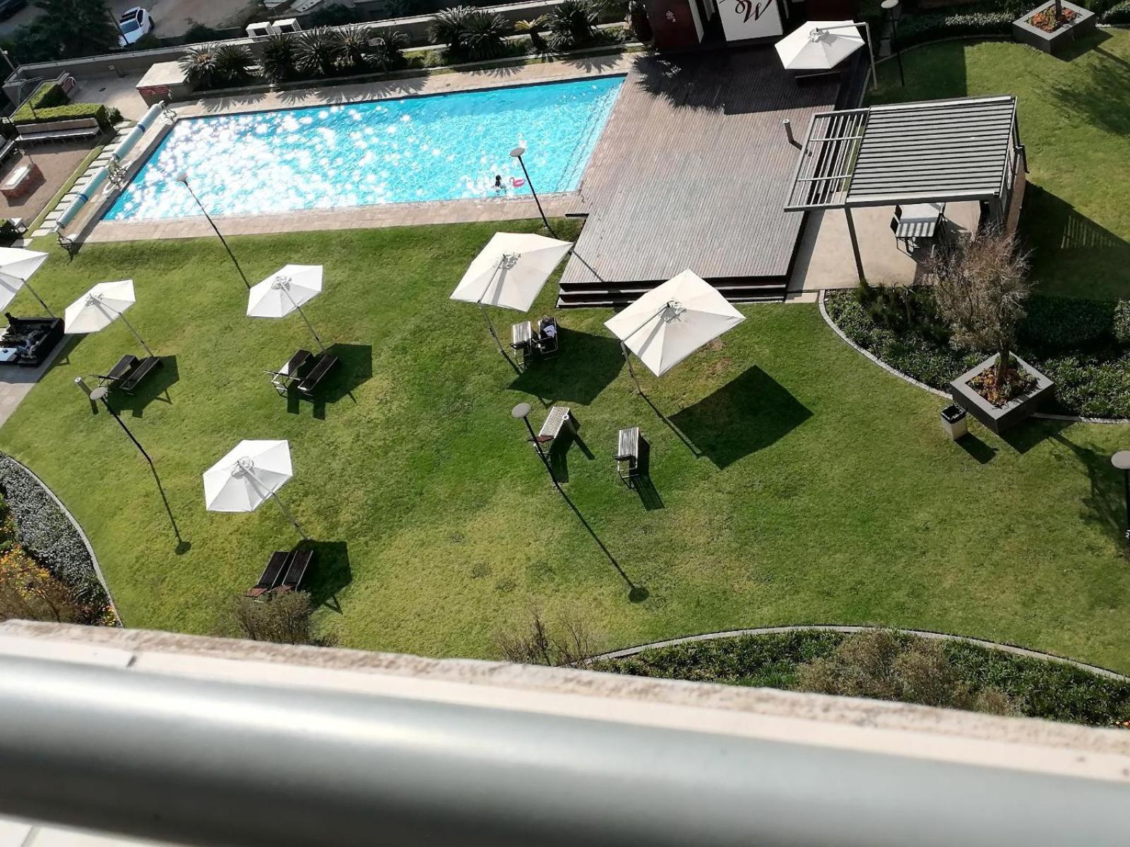 Emabheleni Executive Suites Westpoint Йоханнесбург Номер фото